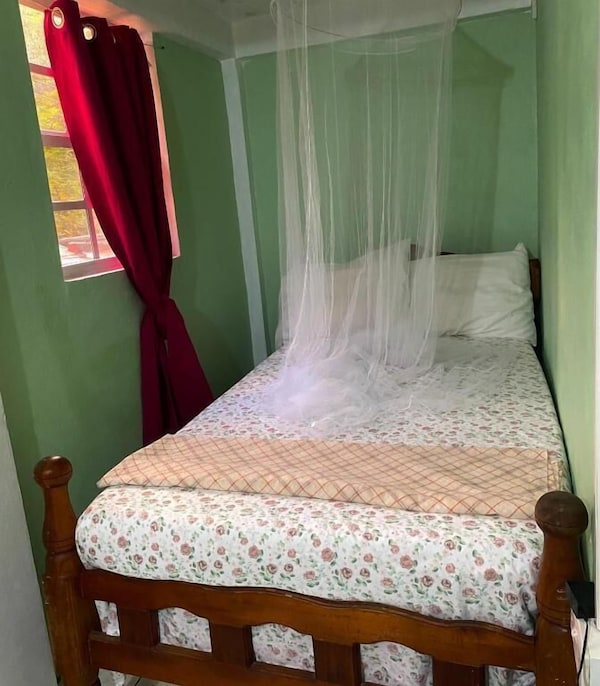 Minos Haven - Dominica