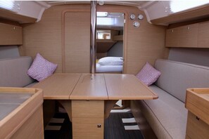 1 bedroom - Sun-Kissed Sailing Adventure in the Ionian Islands, Lefkada (Lefkada)
