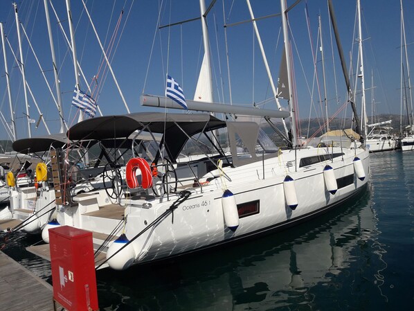 A marina with multiple sailboats docked. - Sun-Kissed Sailing Adventure in the Ionian Islands, Lefkada (Lefkada)