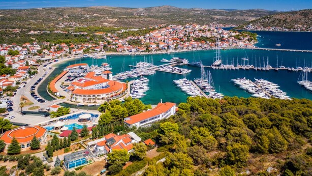 Unclassified image, 1 of 30, button - Sun-Kissed Sailing Adventure in Sibenik, Croatia (Podglavica)