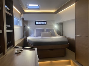 4 bedrooms