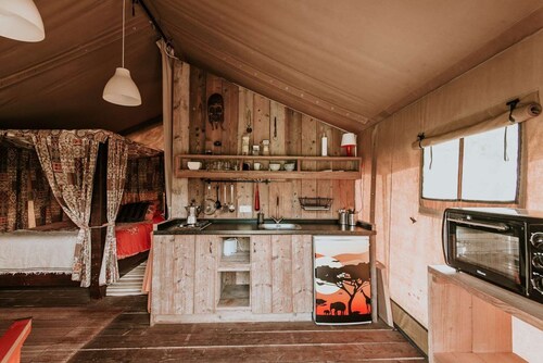 Kampari - Luxury Safari Tent - Out of Africa