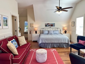 Comfort Studio Suite | Bed sheets - Guesthouse on Terrace (Winona Lake)