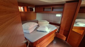 Room - Sun-Kissed Sailing Adventure in Sibenik, Croatia (Zaton)