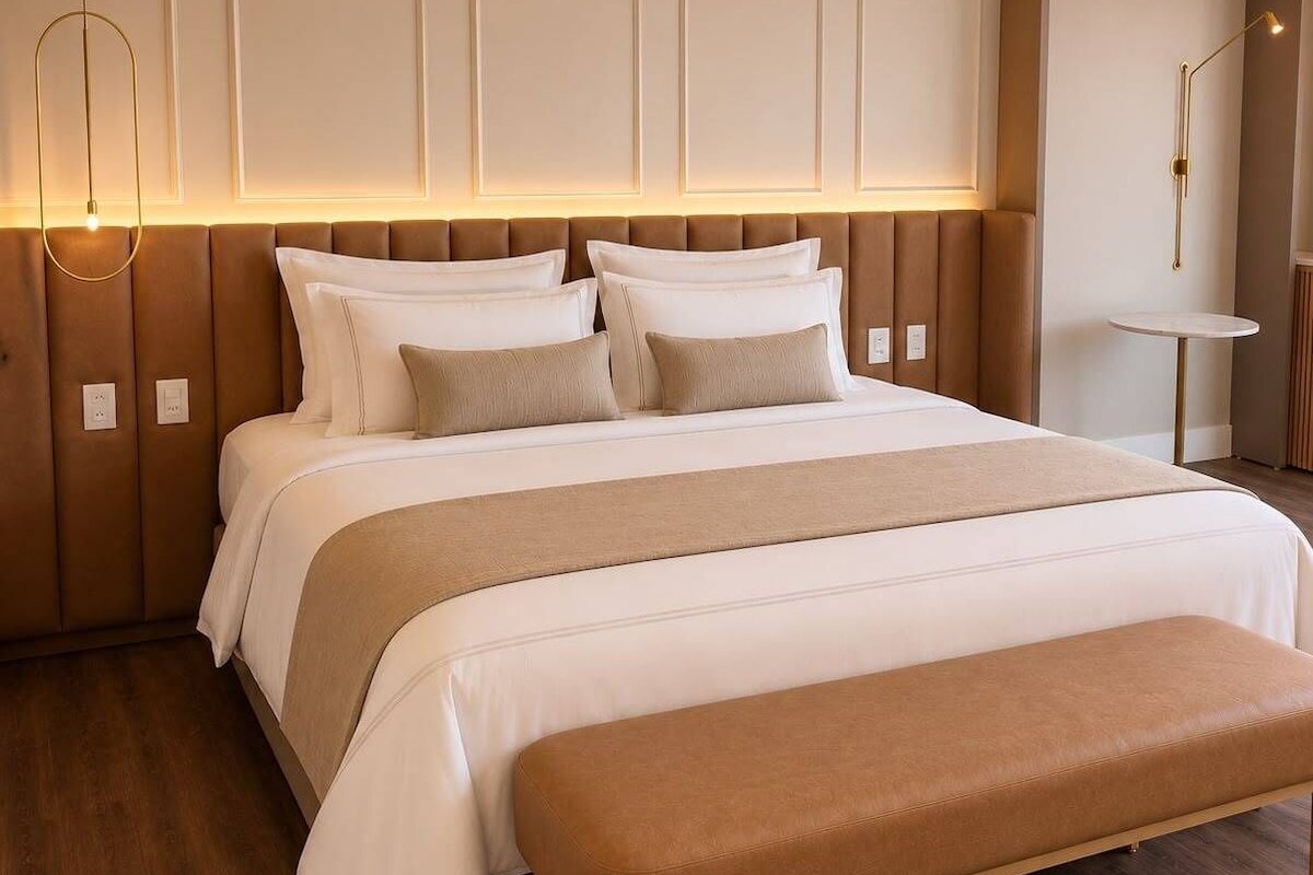 Minibar y caja de seguridad en la habitación