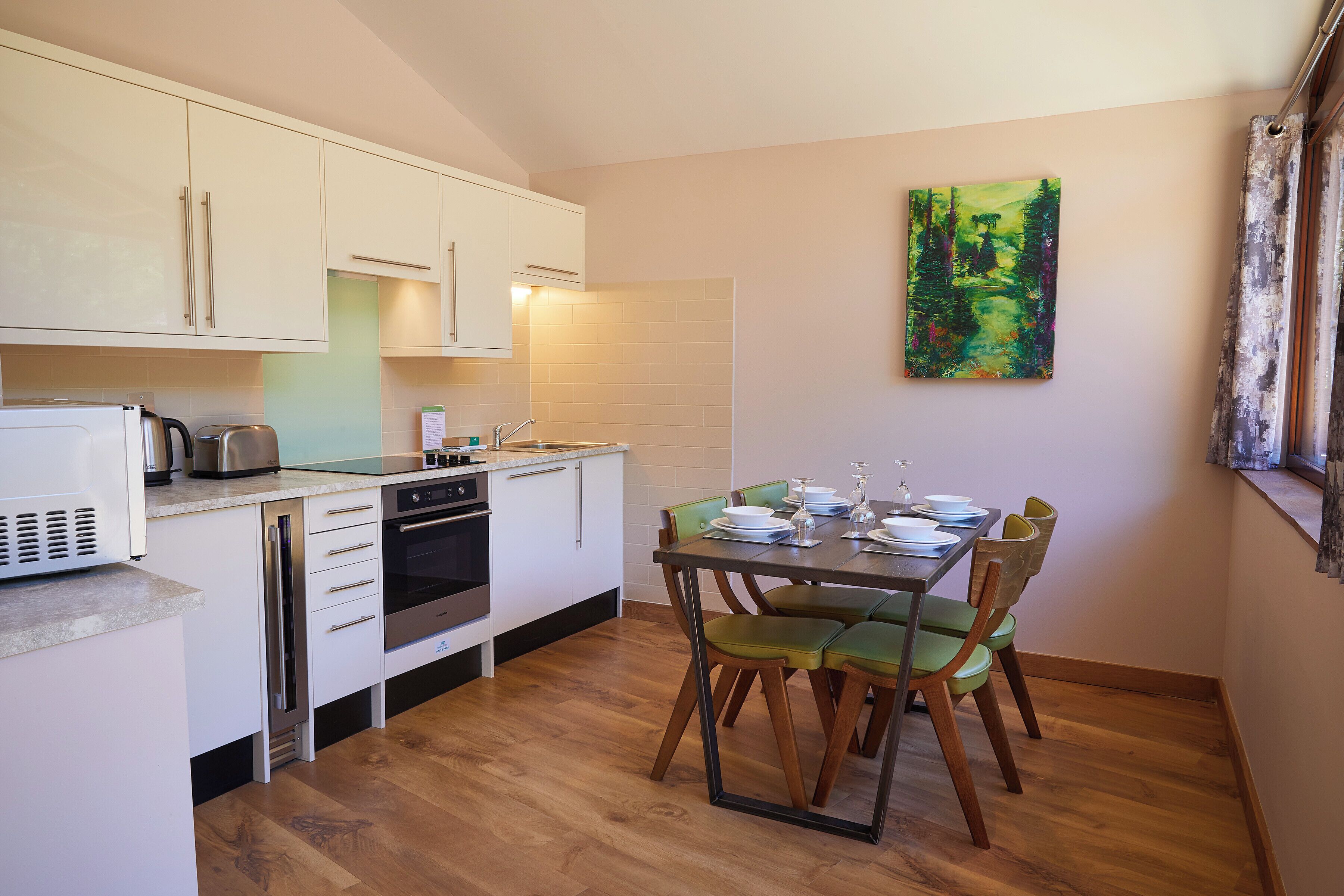 Coffee/tea maker, dishwasher, electric kettle