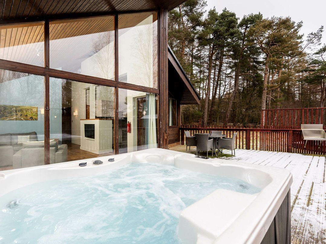 Studio (2 Bedrooms) | Exterior