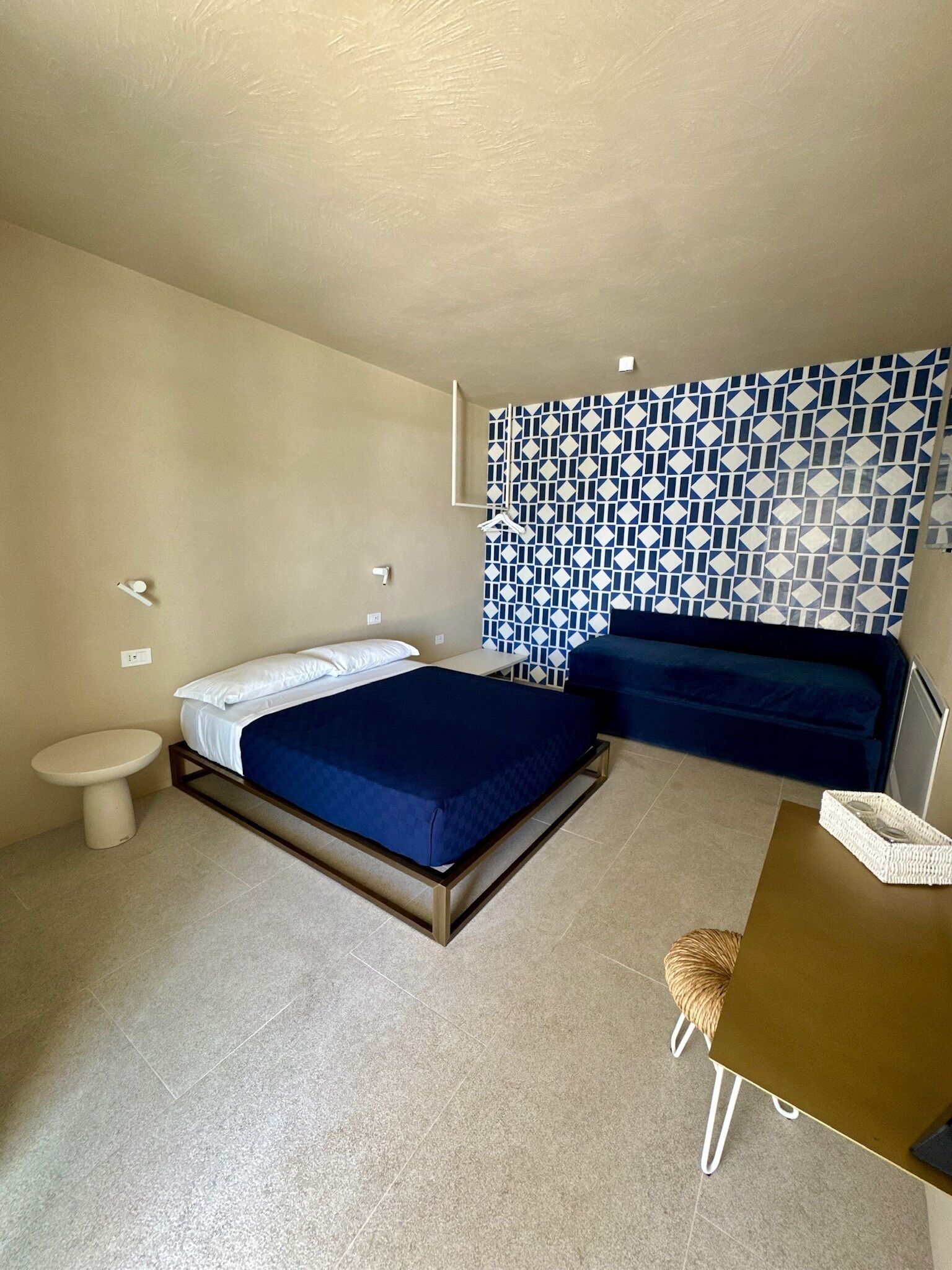 In-room safe, desk, laptop workspace, soundproofing