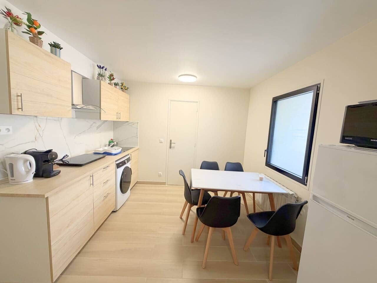 Fridge, microwave, cookware/dishes/utensils