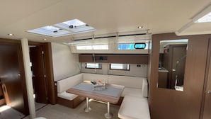 Dining - Sun-Kissed Sailing Adventure in Islas Sarónicas (Alimos)