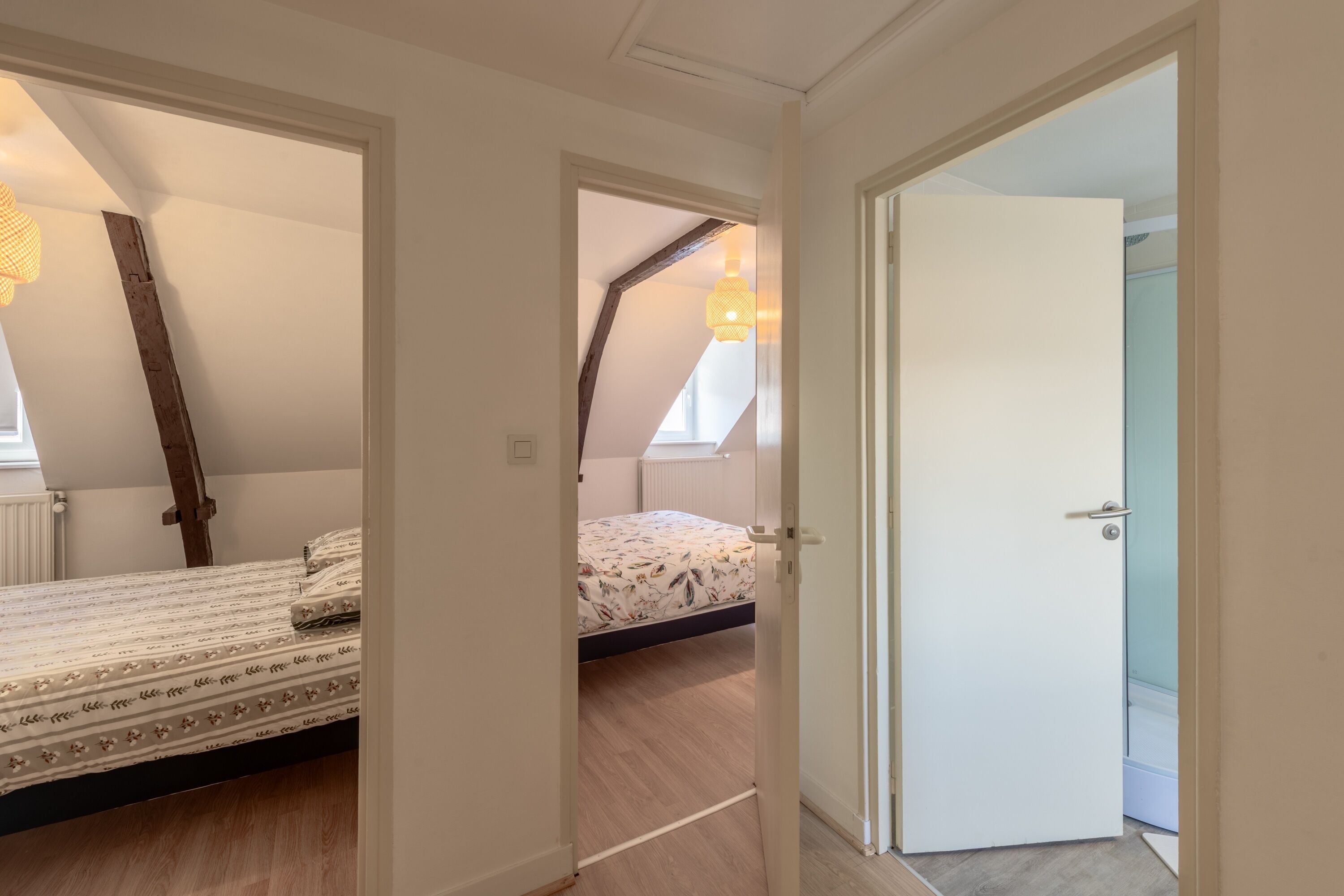 2 bedrooms, WiFi (free), bed sheets