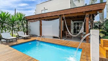 Vila | Piscina | Piscina externa