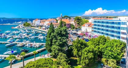 Sun-Kissed Sailing Adventure in Zadar, Croatia