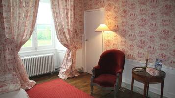 Suite, Garden View | Interior