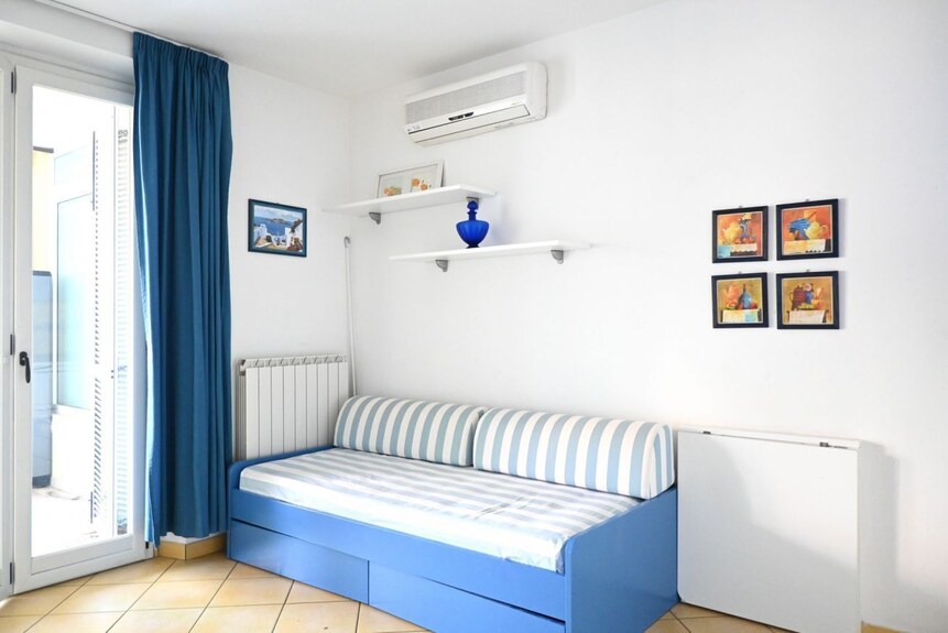 P102 - Porto Recanati, Seafront Studio Apartment With Balcony - Porto Recanati