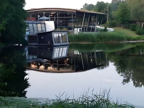 Ferienhaus 'Tindy am Silbersee' mit privater Terrasse, Garten und WLAN