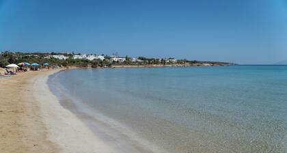 Sun-Kissed Sailing Adventure in the Stunning Islas Cícladas
