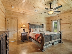 3 bedrooms, Internet, bed sheets - Moses Lakehouse - 3BR HUGE Lakefront Home on Toledo Bend (Zwolle)