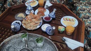 Breakfast meal