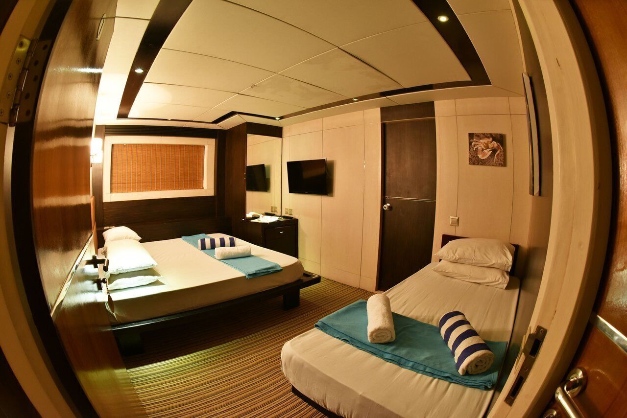 9 Schlafzimmer, Zimmersafe