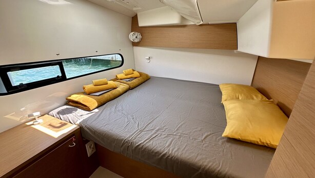Room - Sun-Kissed Sailing Adventure in Islas Baleares, Mallorca (Port de Pollença)