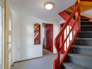 Interior - Guarda Val Müller Lärchensitz Wohnung Lärchensitz,   Wohnung Lärchensitz by Interhome (Lantsch)