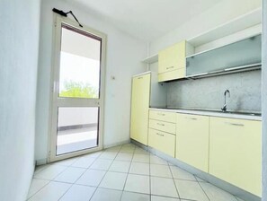 Interior - Raffaello 312 | Seats 6, terrace, free parking (Lido di Spina)