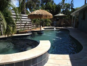 Pool - Private paradise w/ all beach supplies & toys! (Holmes Beach)