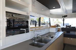 Private kitchen - Sun-kissed Sailing Adventure in Split-Dalmatia, Croatia (Trogir)