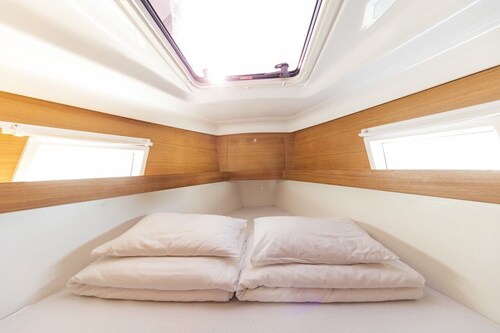 Sun-Kissed Sailing Adventure in Zadar, Croatia