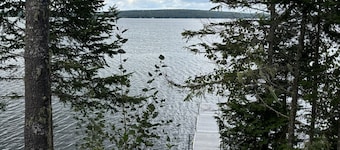 Lakeside Cabin Paradise: Trail Access for Hunting Fishing,Snowmobiling & ATV's