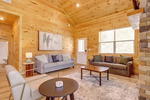 Casa (2 Bedrooms) | Interior