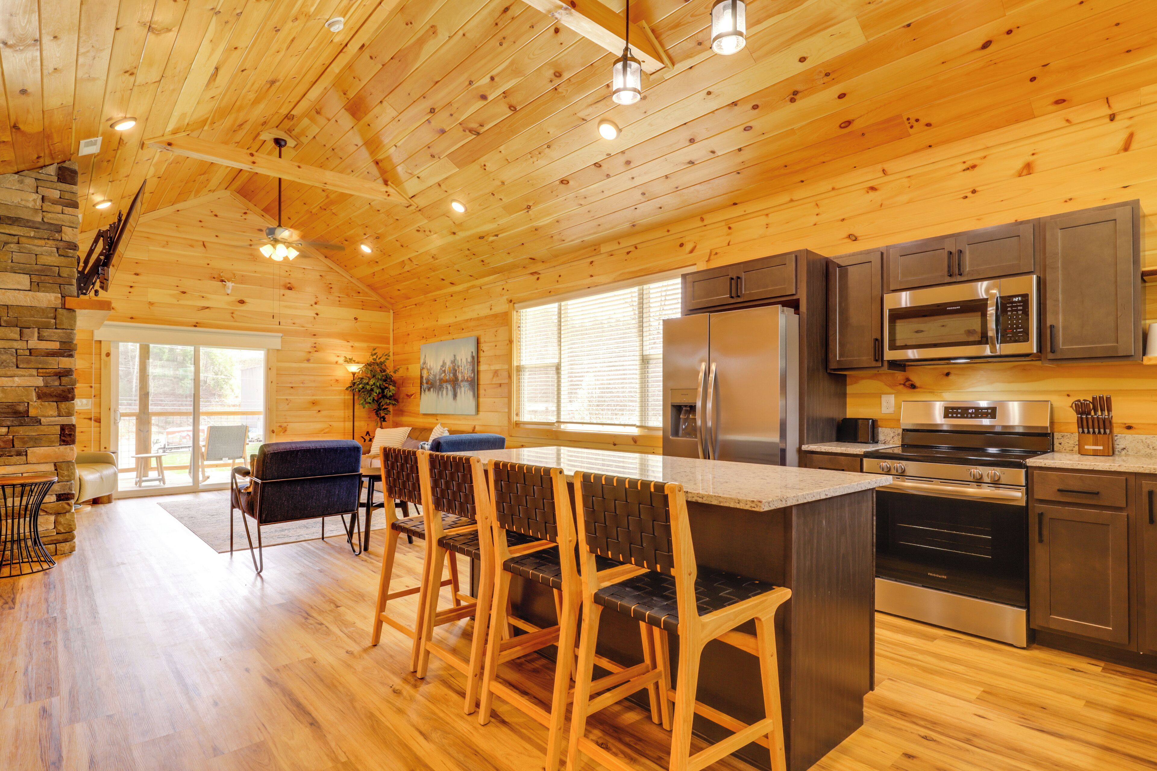 House (2 Bedrooms) | Interior