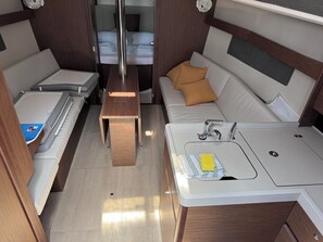 Room - Sun-Kissed Sailing Adventure in Zadar, Croatia (Bibinje)