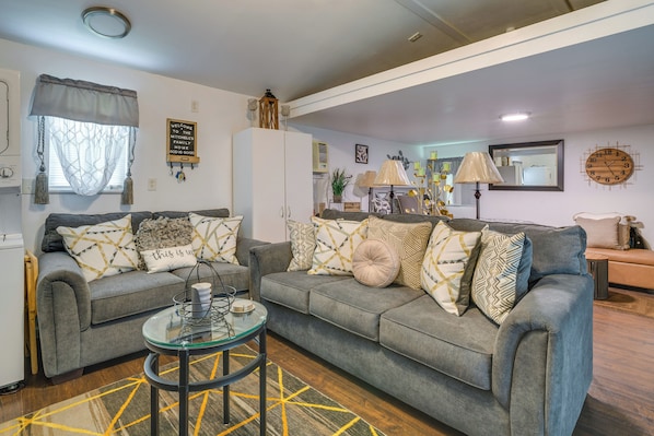 Apartment (0 Bedroom) | Front of property - 6 Mi to Town! Trinity Retreat w/ Yard (Trinity)