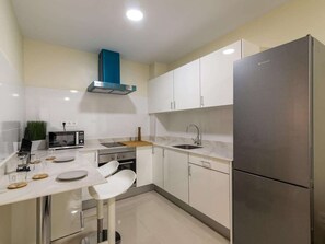 Unclassified image, 5 of 32, button - GuestReady - 02A Livian Suites Int 2 Pax (Las Palmas de Gran Canaria)