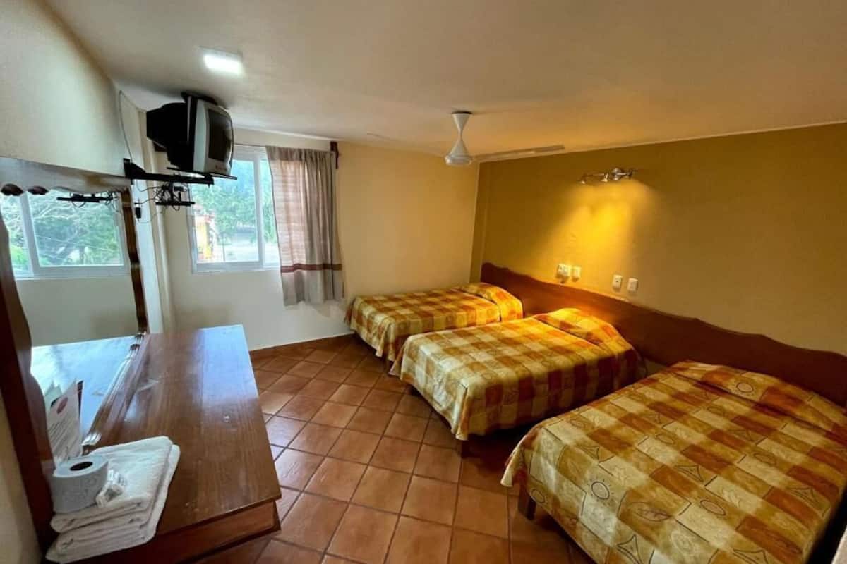 Habitacion triple individual | Wifi gratis