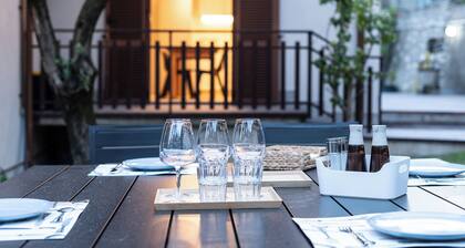 CASA RITA VACATION HOME: FREE PARKING, GARDEN WITH BARBECUE, AND TERRACES - TOP CLASS