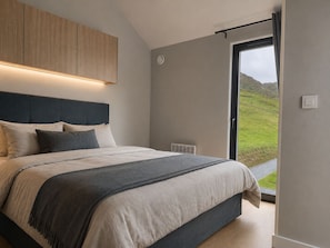 Sengetøy av topp kvalitet, memory foam-senger og skrivebord