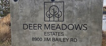 Stylish pet-friendly 1-bedroom home on the border of Kelowna/Lake Country