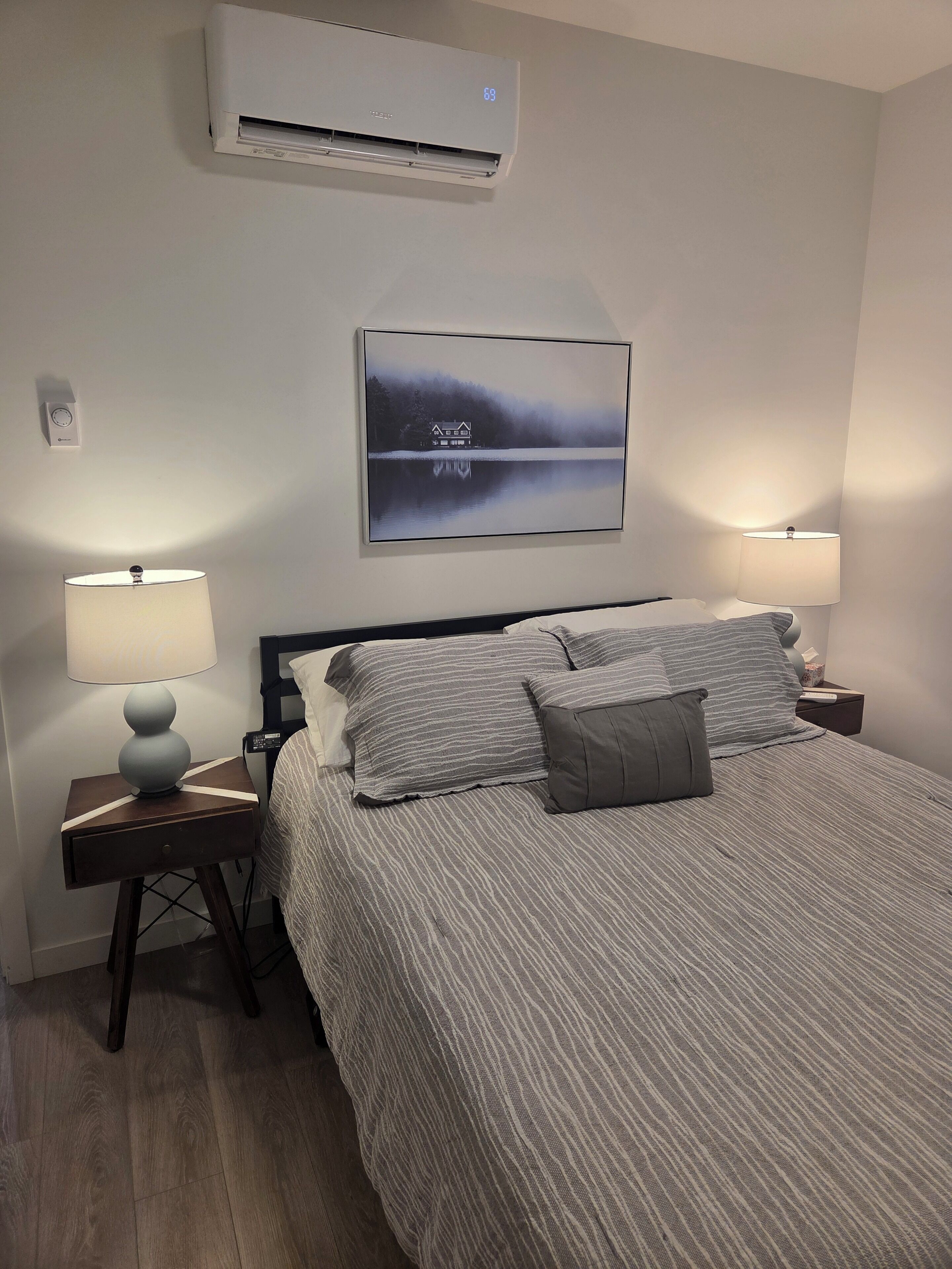 Stylish Pet-friendly 1-bedroom Home On The Border Of Kelowna/lake Country - Lake Country