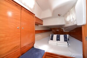 Room - Sun-Kissed Sailing Adventure in Zadar, Croatia (Biograd na moru)