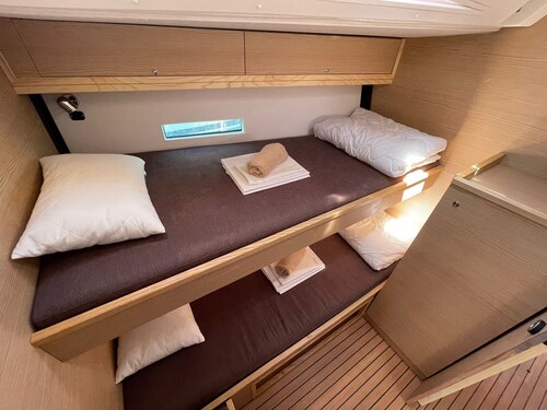 Sun-Kissed Sailing Adventure in Northern Croatia
