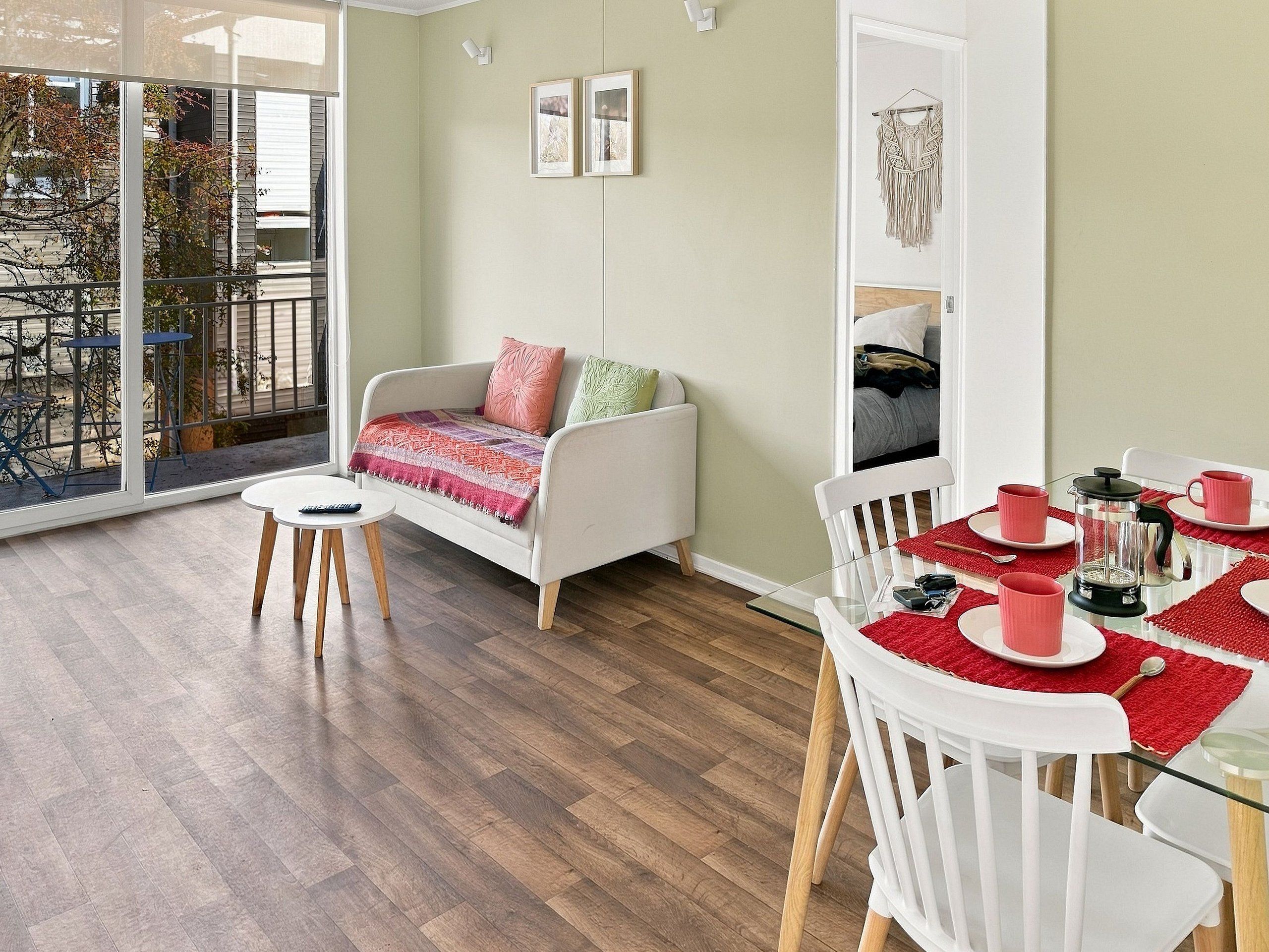 Apartment | Dining