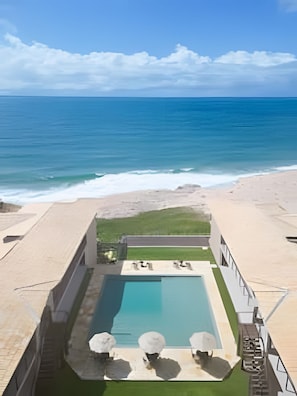 Basic Apartment | Pool