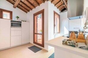 Private kitchen - Fitness & Charme - A Small Terrace in the Heart of Padua (Padova)