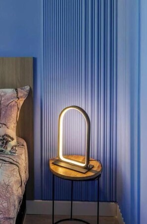 2 bedrooms, iron/ironing board, WiFi, bed sheets - Color & Design - 2 Bedrooms - Piazza dei Signori in the Heart of Padua (Padova)