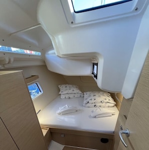2 bedrooms - Sun-Kissed Sailing Adventure in Sibenik, Croatia (Rogoznica)