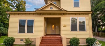 2-bedroom apartment in historical Buena Vista GA