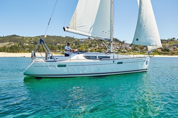 Miscellaneous - Sun-Kissed Sailing Adventure in Vigo, Galicia (Vigo)